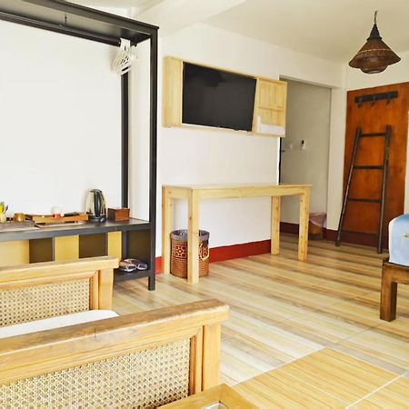 Hetai Boutique House Hotel Chiang Mai Bagian luar foto